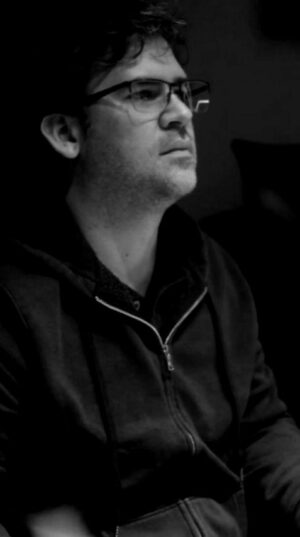 361129569_216984724640718_4970582342962105434_n-blackwhite